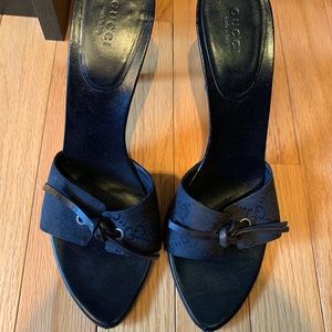 Authentic GUCCI Black GG Canvas Monogram Heels!!